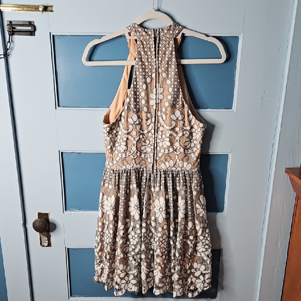 Jodi Kristopher Women's  Elegant Floral Lace Halter Dres Jrs 7 - Picture 7 of 13